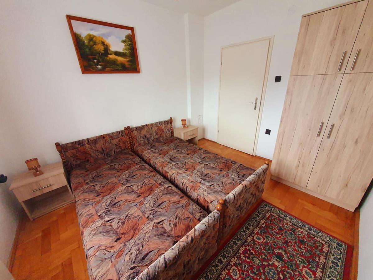 Szekreny Apartman Lenti Exterior photo