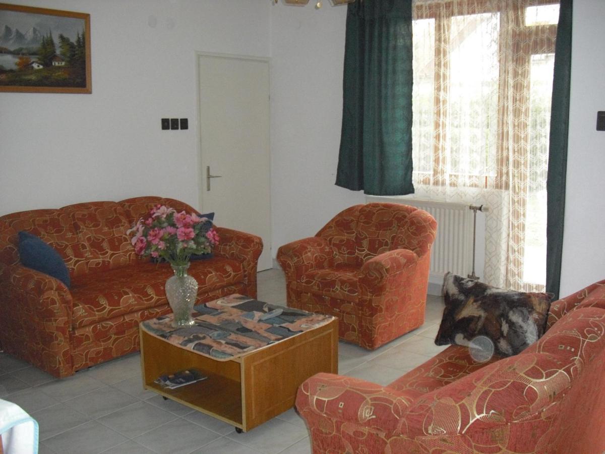Szekreny Apartman Lenti Exterior photo